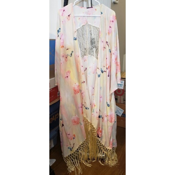 NWOT - Melissa McCarthy Seven7 - Long Floral Kimono with Lace & Fringe - Size 3X - Picture 2 of 6